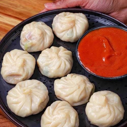 Momos